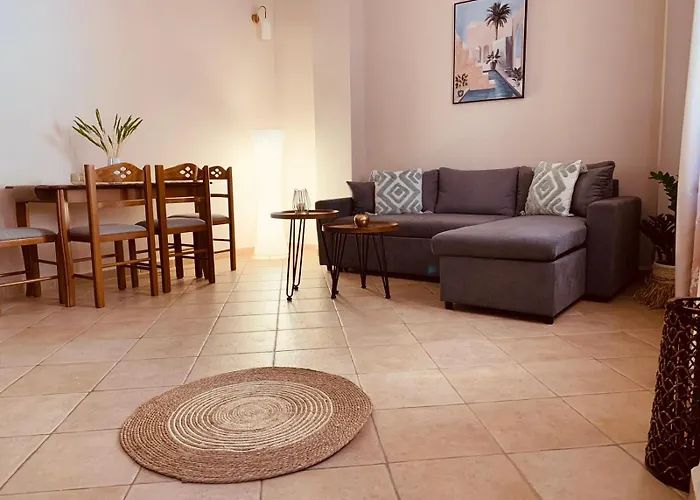 Caesar Classic Apartment In Ermoupoli